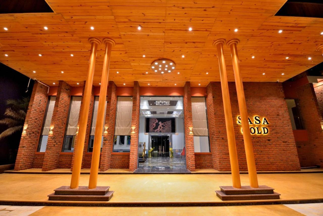 Sasa Resort Kota  Kültér fotó